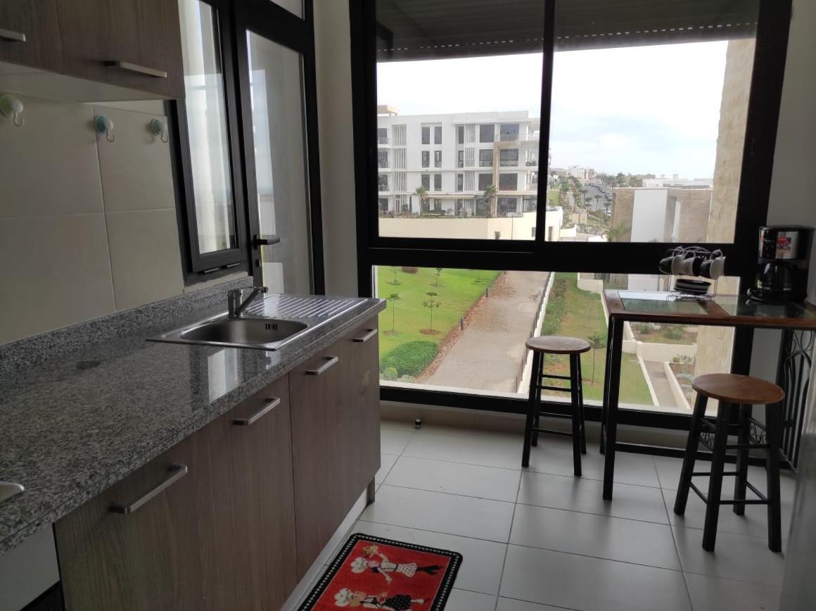 Bel Appartement A Plage Des Nation Salé Exterior photo