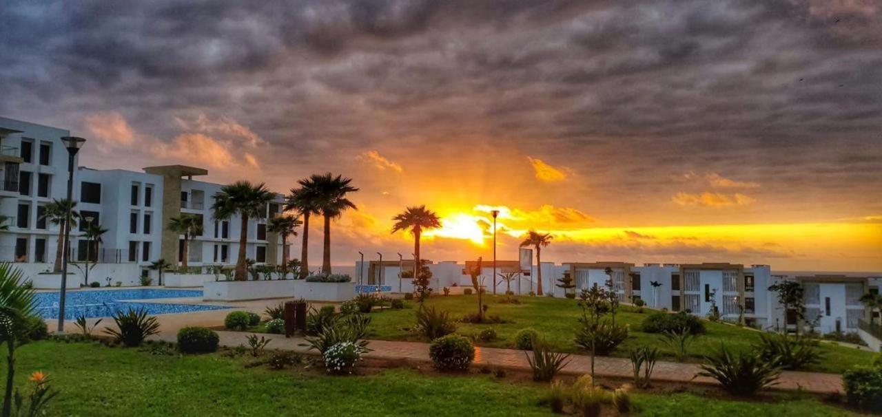 Bel Appartement A Plage Des Nation Salé Exterior photo